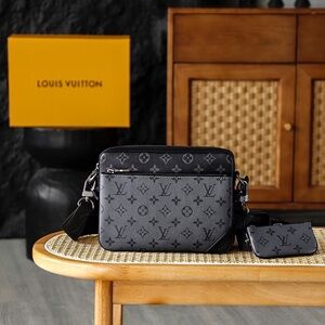 Louis Vuitton Trio Messenger Shoulder Crossbody Bag